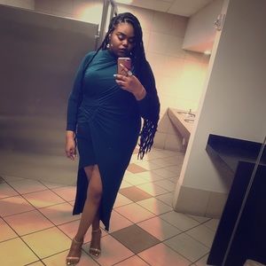 Green Dress high thigh split